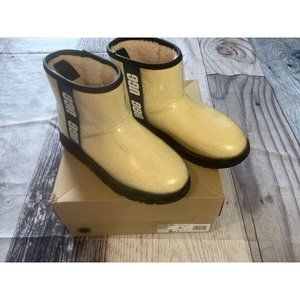 UGG Women's Classic Clear Mini Boots Tan SIZE 8 GUC